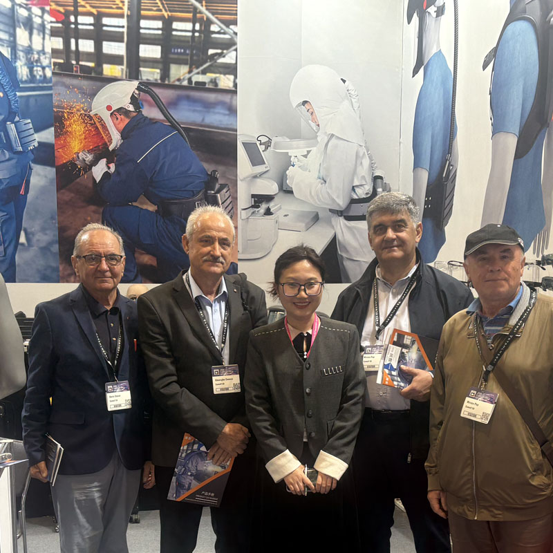 NEW AIR блистает на выставке SCHWEISSEN & SCHNEIDEN 2025, привлекая внимание всемирно известных коллег отрасли своими PAPR